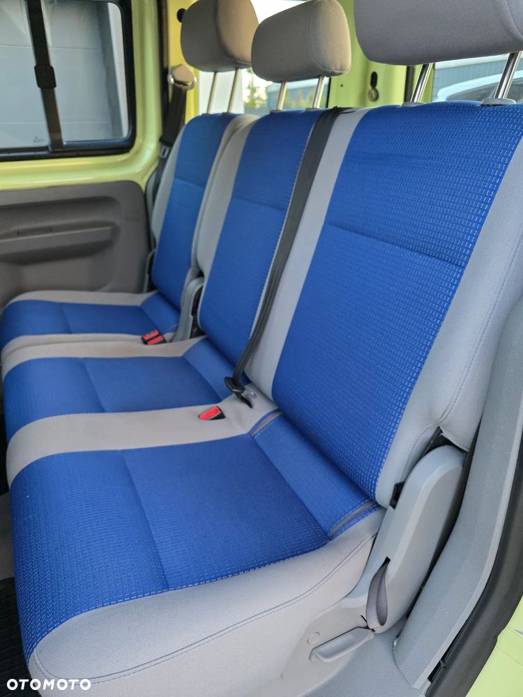 Volkswagen Caddy 1.6 Life Colour Concept - 15