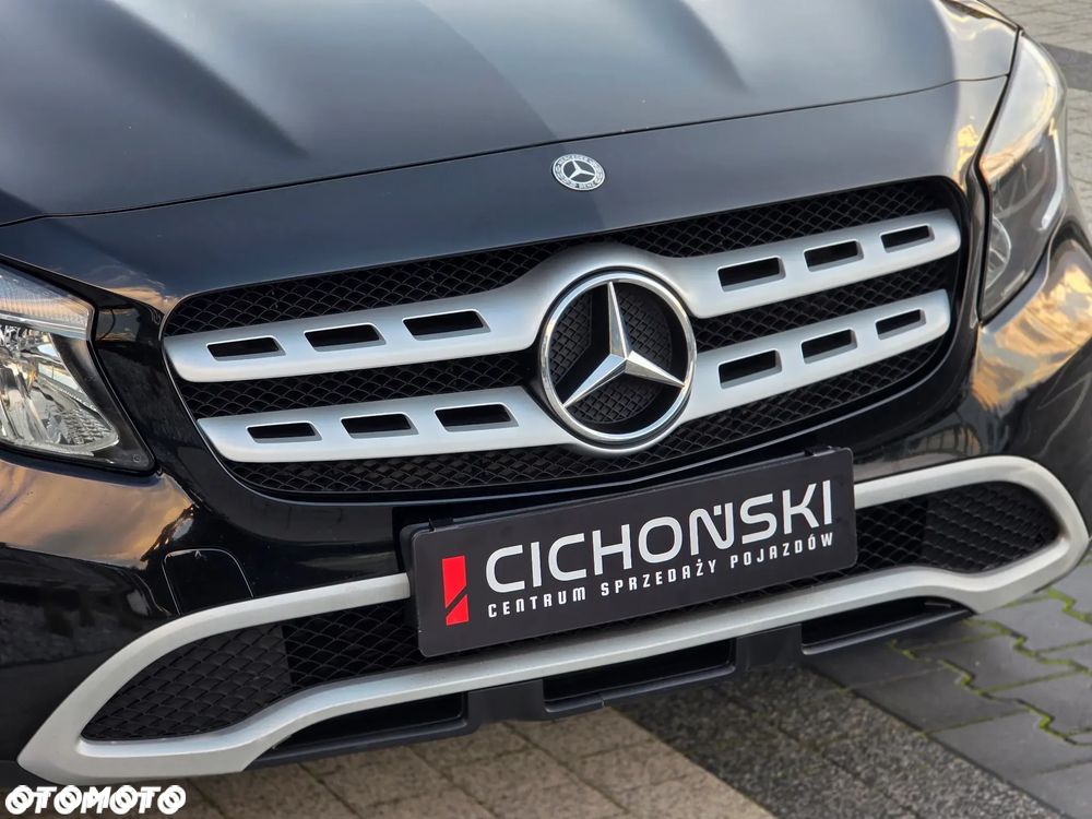 Mercedes-Benz GLA 180 7G-DCT Style - 27
