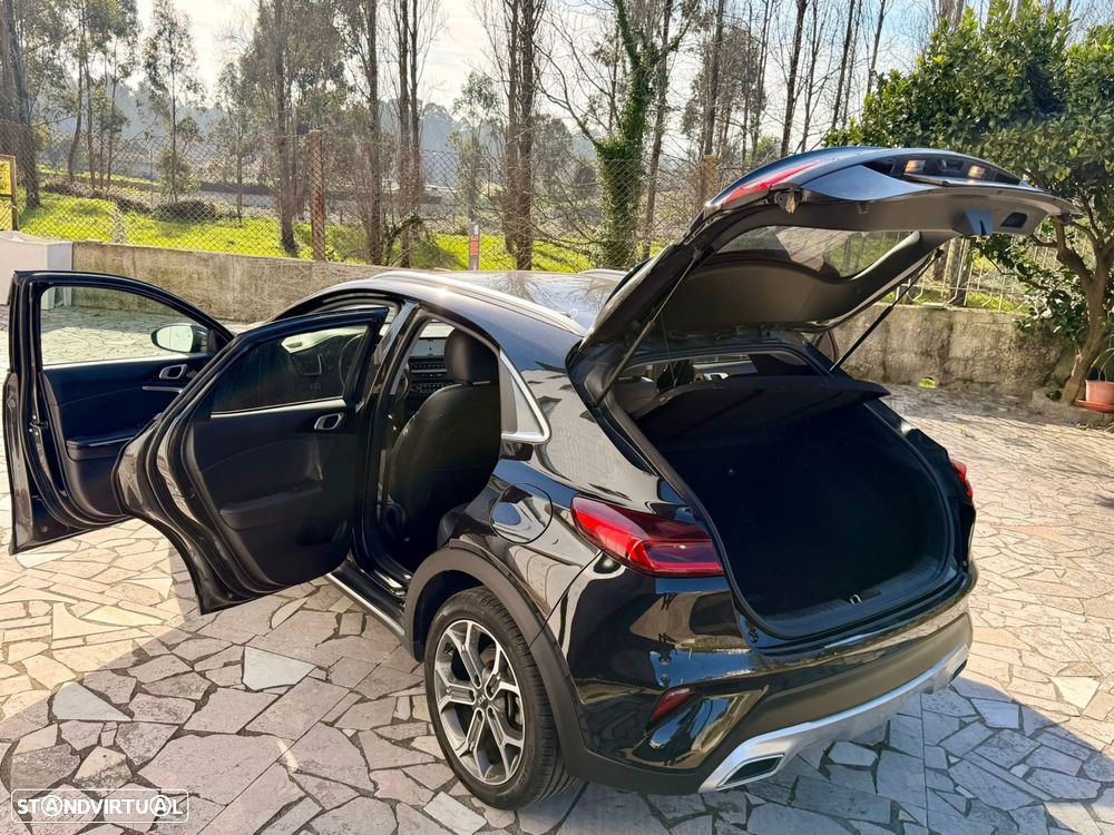 Kia XCeed - 42