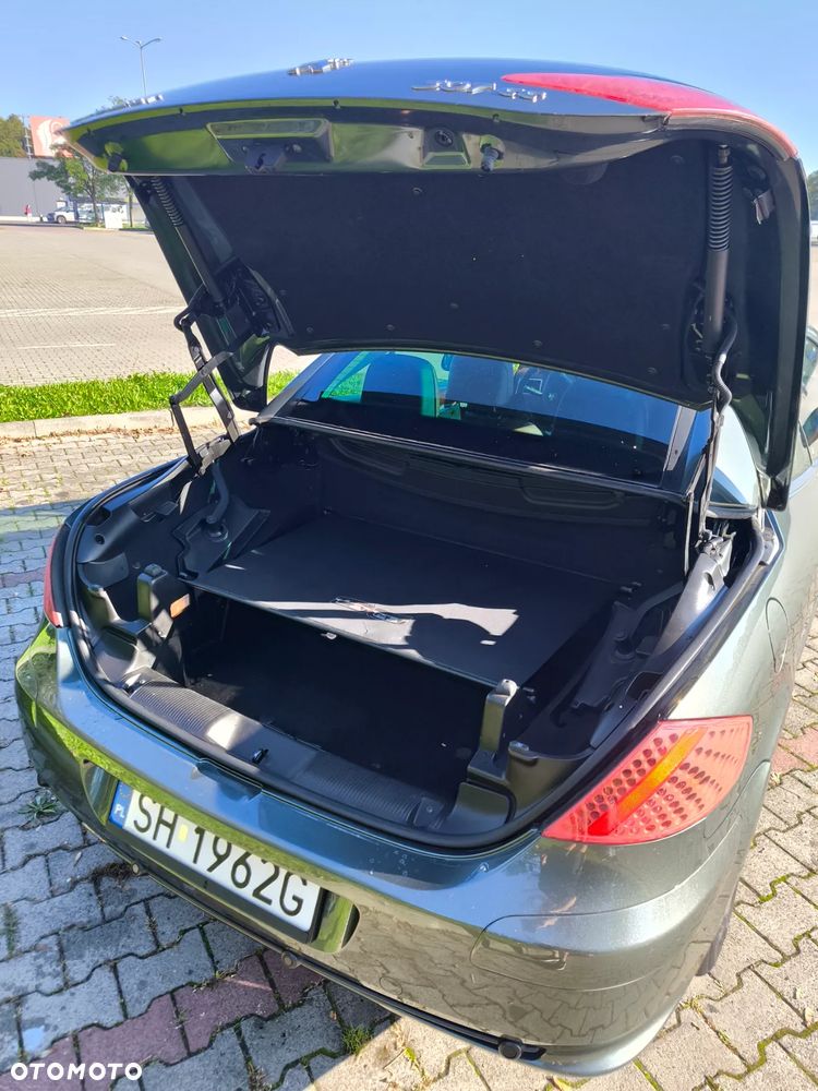 Peugeot 307 CC 2.0 Intense - 10