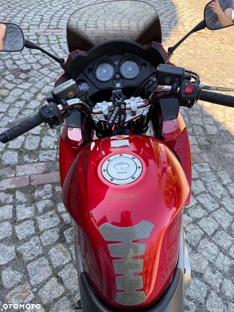 Honda CBF - 11