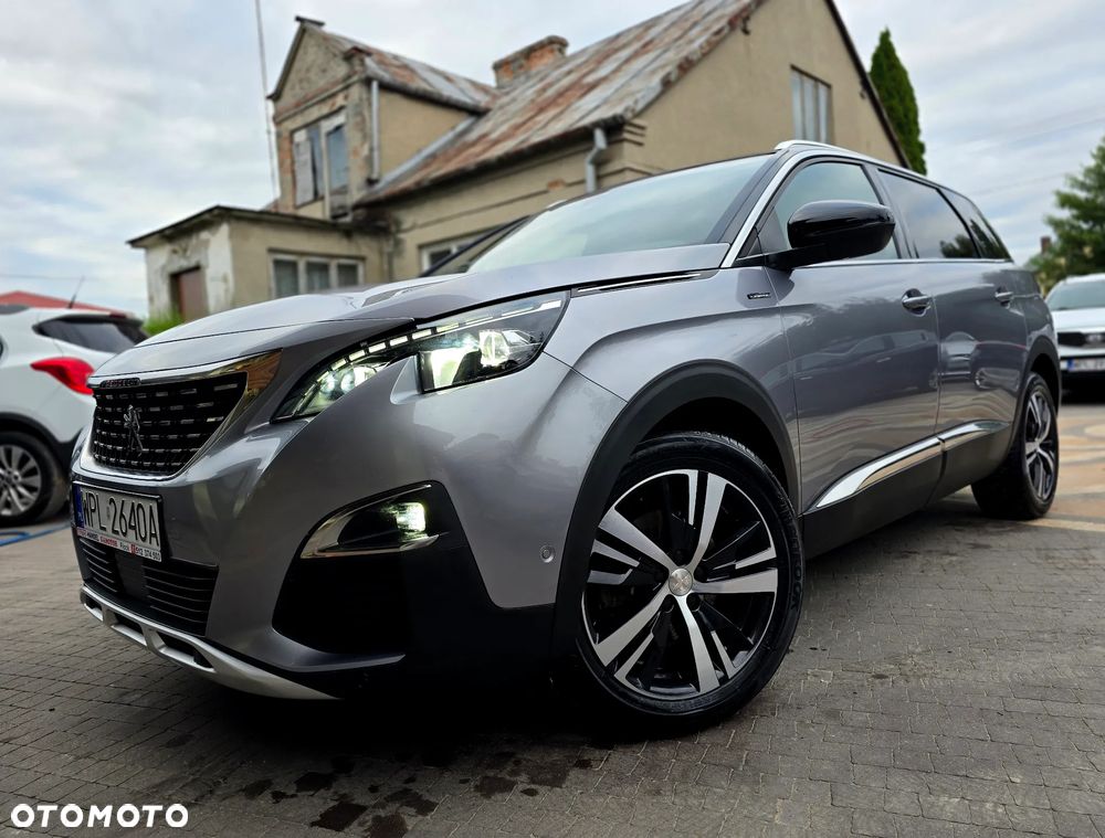 Peugeot 5008 - 3