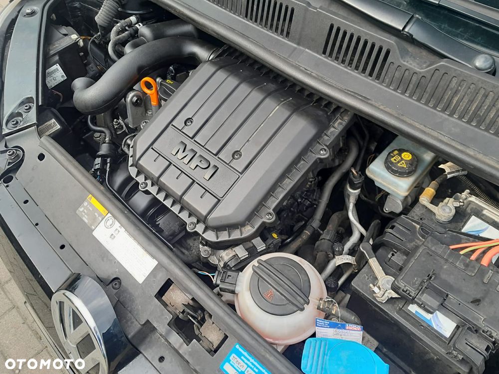 Volkswagen up! 1.0 take - 22