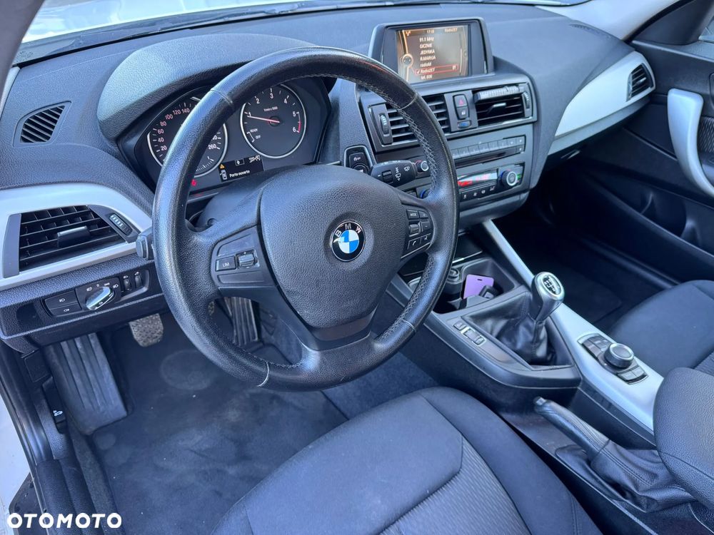 BMW Seria 1 118d - 17