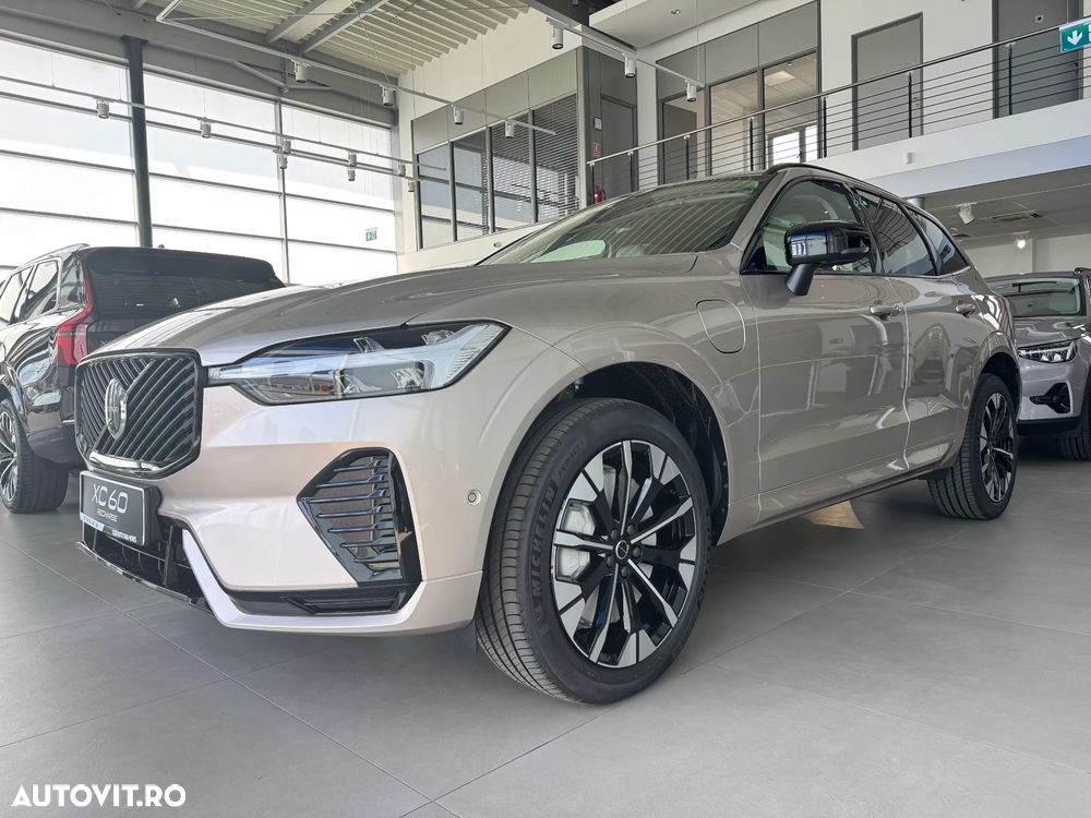 Volvo XC 60 T6 AWD Plus Dark - 9