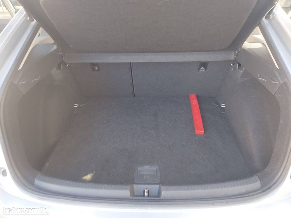 VW Taigo 1.0 TSI Urban - 12