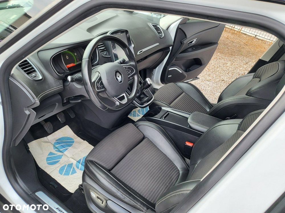 Renault Grand Scenic - 13