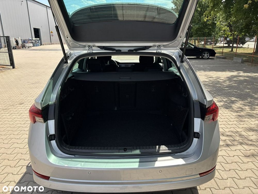 Skoda Octavia 1.5 TSI Ambition - 14