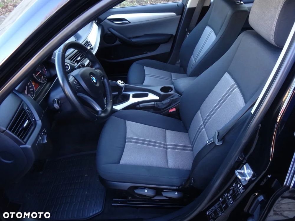 BMW X1 sDrive18d Sport Line - 20