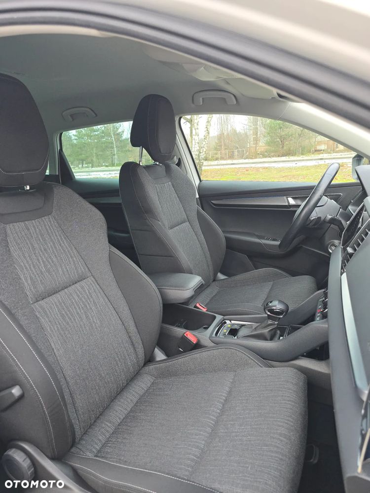 Skoda Karoq 1.5 TSI ACT 4x2 Style DSG - 25