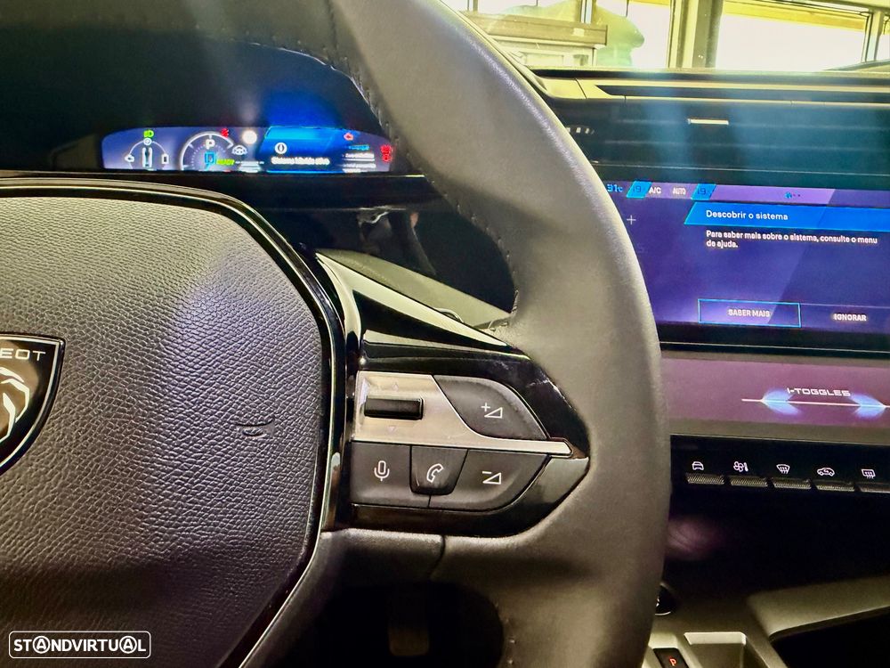 Peugeot 408 1.6 Hybrid Allure e-EAT8 - 18