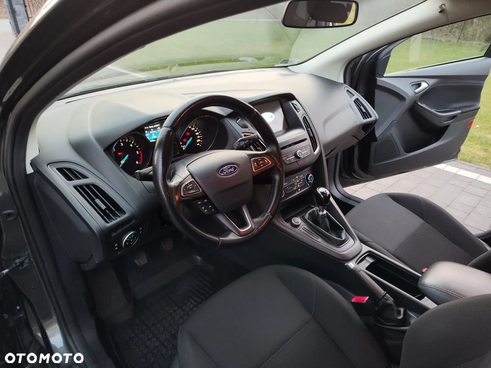 Ford Focus 1.5 TDCi SYNC Edition - 3