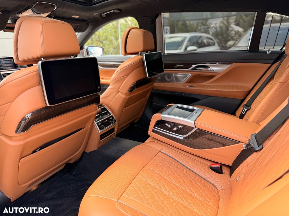 BMW Seria 7 745Le xDrive - 15