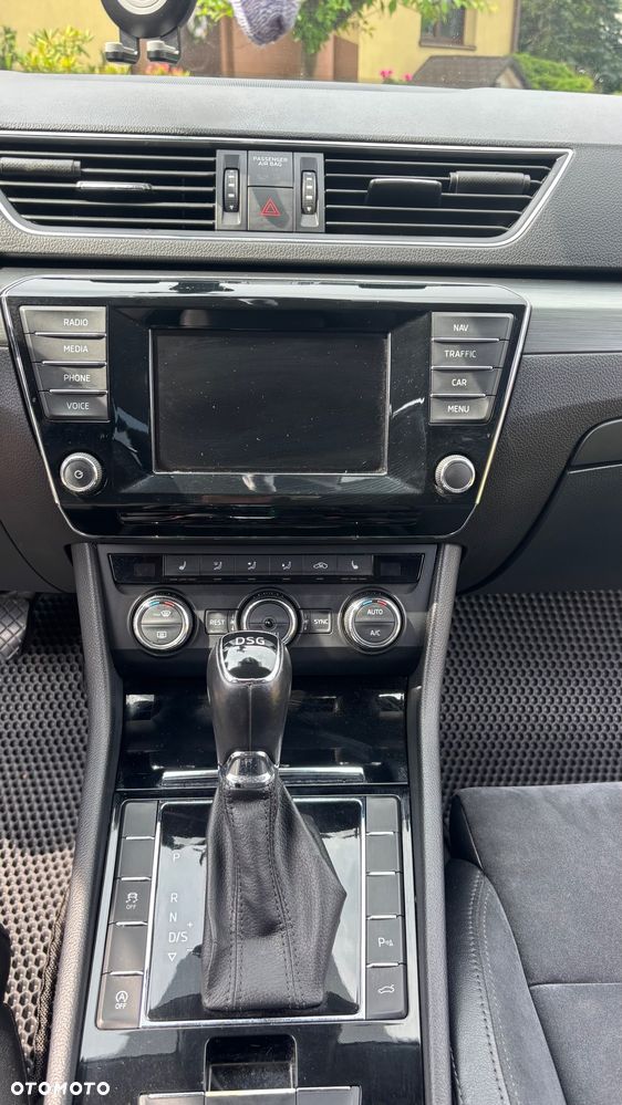 Skoda Superb 2.0 TDI Style DSG - 8
