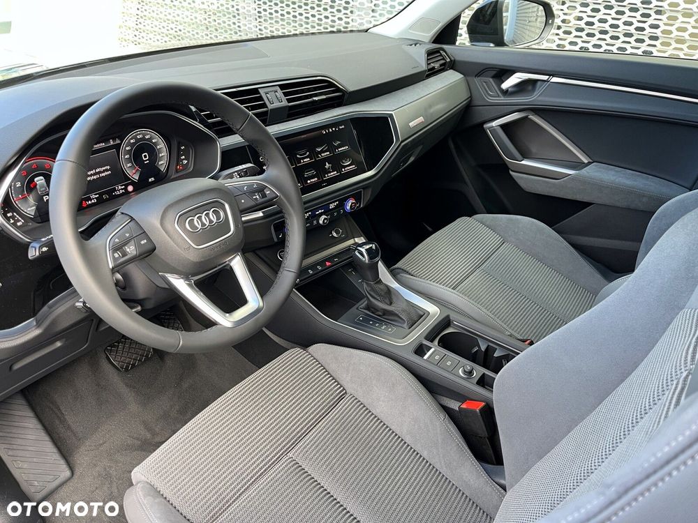 Audi Q3 - 16