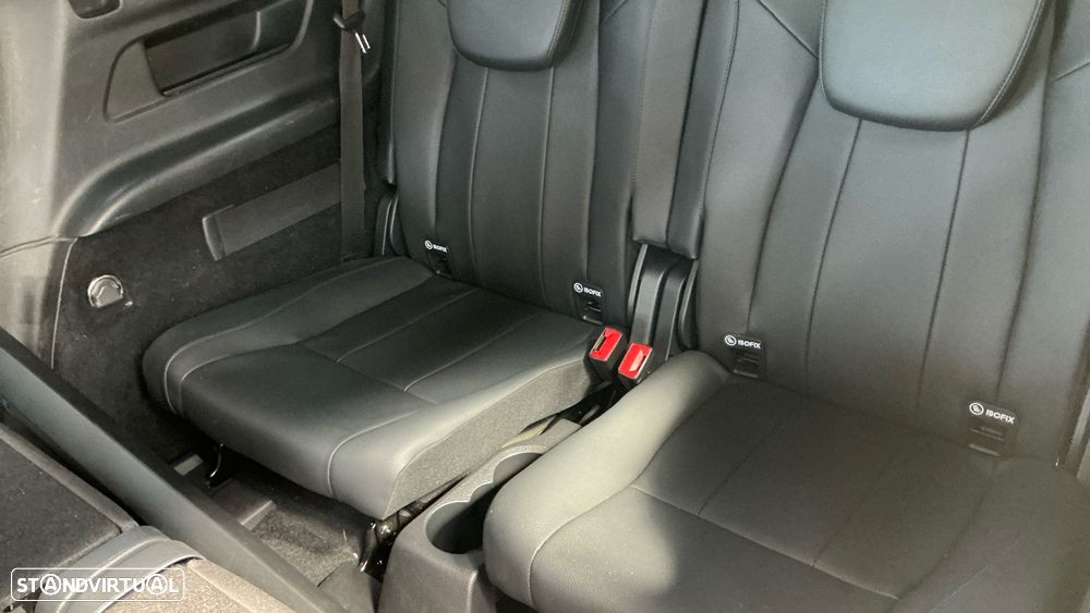 Mercedes-Benz EQB 300 4Matic Progressive - 10