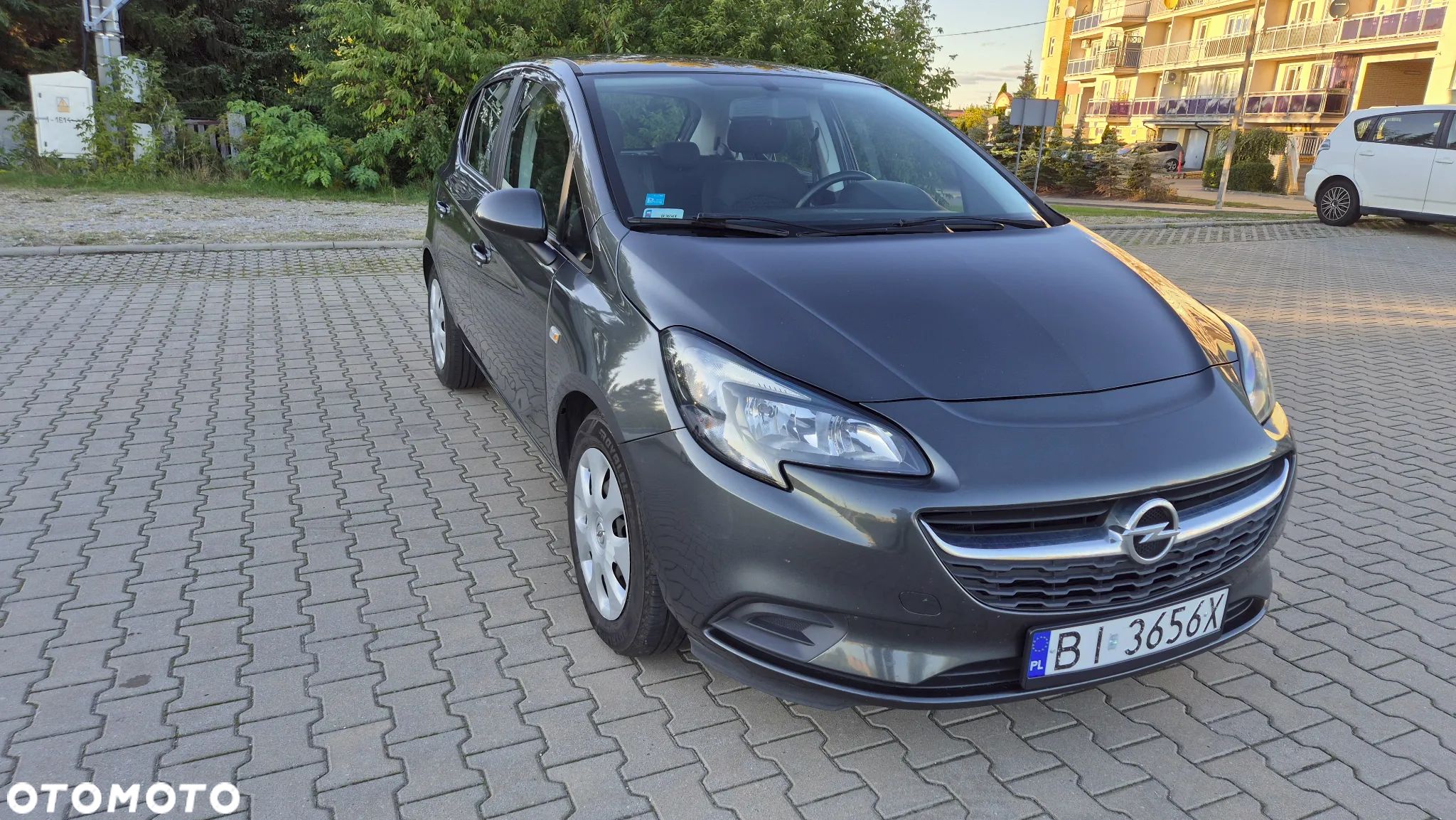 Opel Corsa 1.4 Enjoy - 1