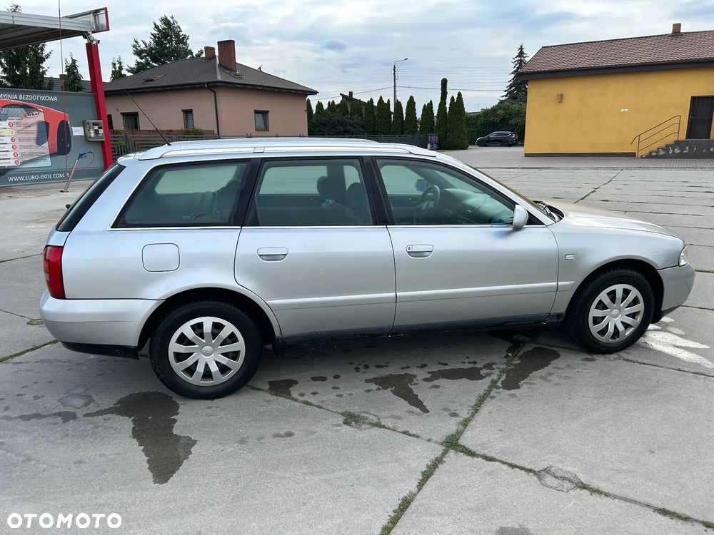 Audi A4 Avant - 2