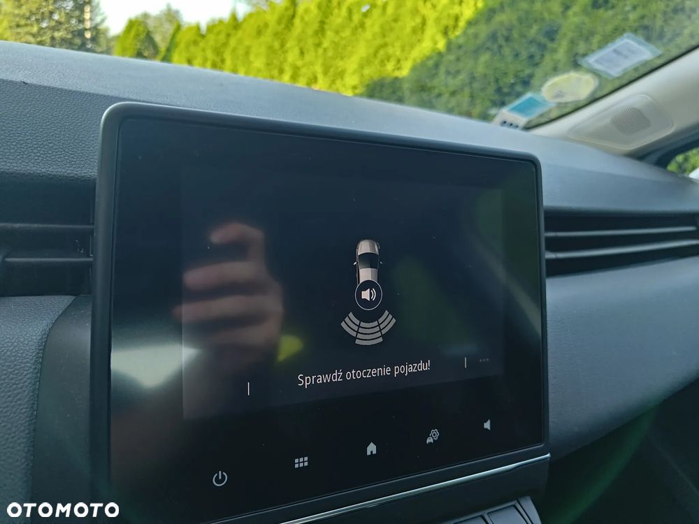Renault Clio - 18