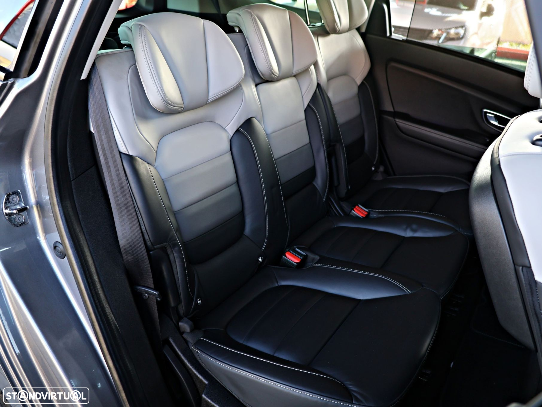 Renault Grand Scénic ENERGY dCi 160 EDC INITIALE PARIS - 38