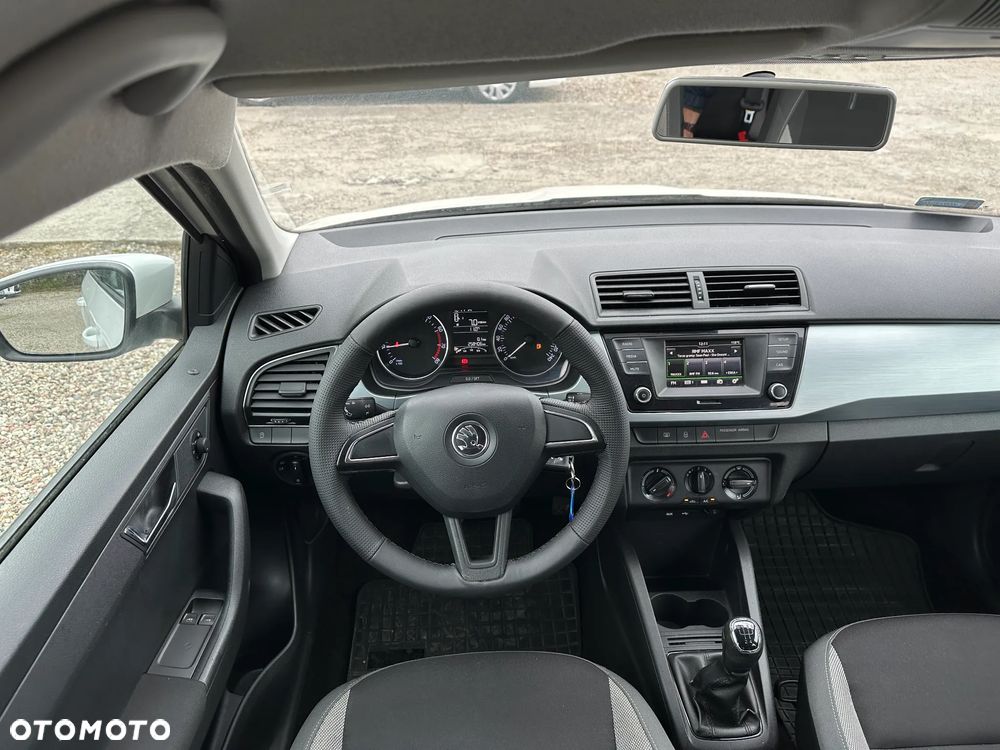 Skoda Fabia - 15