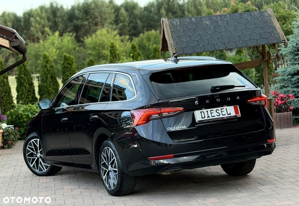 Skoda Octavia 2.0 TDI Sportline DSG - 4