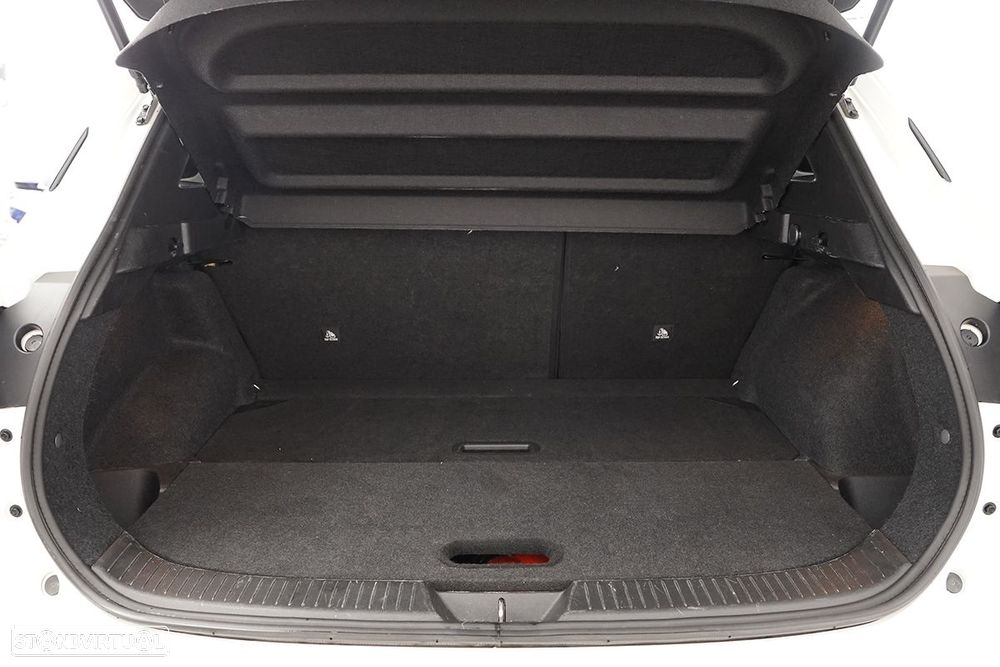 Nissan Qashqai 1.3 DIG-T N-Connecta Xtronic - 24