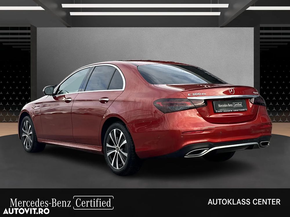 Mercedes-Benz E 300 de 4Matic 9G-TRONIC AMG Line - 3