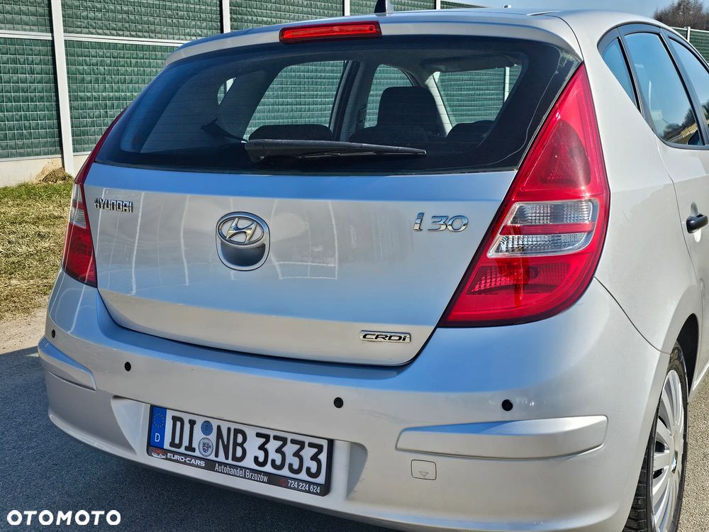 Hyundai i30 1.6 CRDi Base - 11