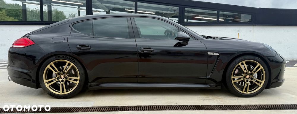 Porsche Panamera 4S - 12