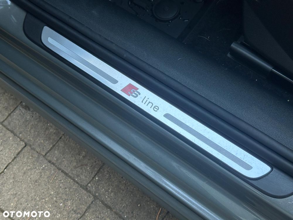 Audi A1 Sportback 35 TFSI S-Line S tronic - 11