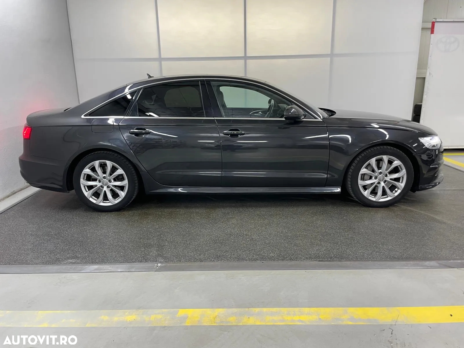 Audi A6 3.0 TDI quattro S tronic - 6