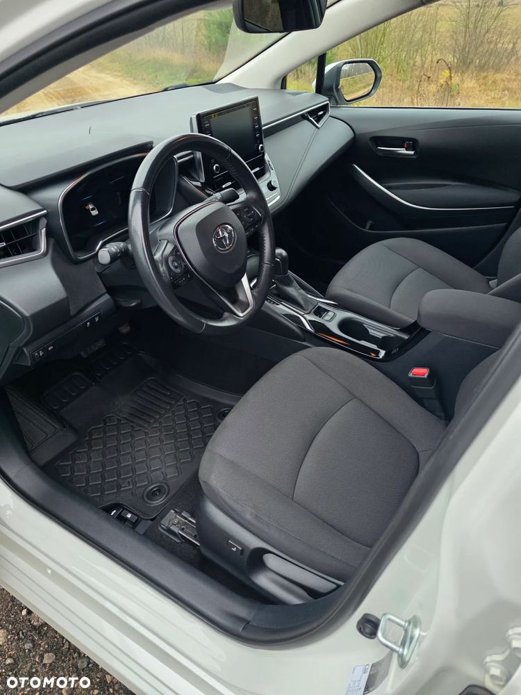 Toyota Corolla 1.8 Hybrid Comfort - 25