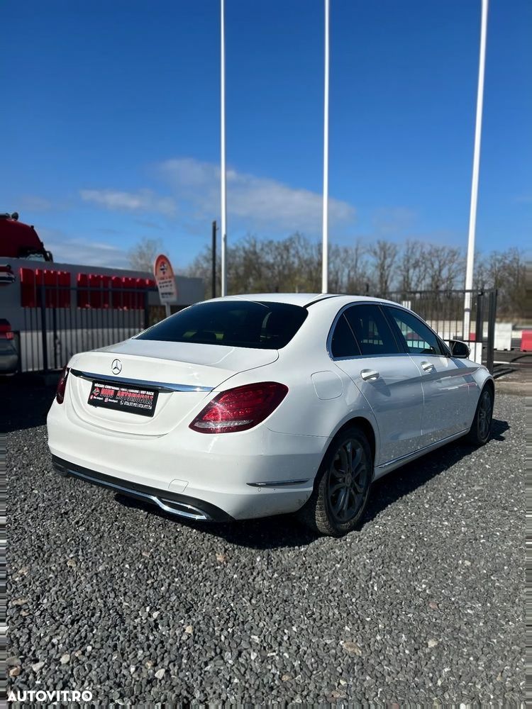 Mercedes-Benz C - 5