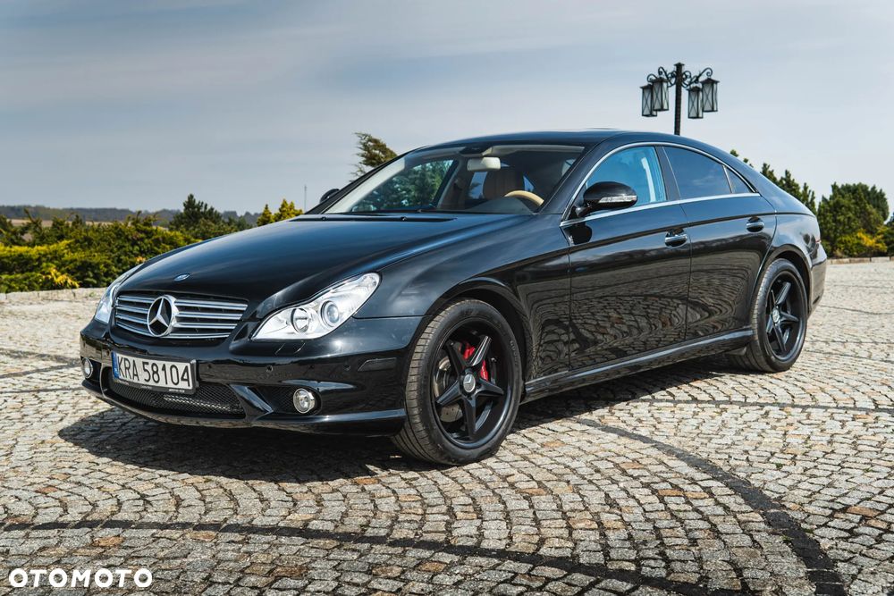 Mercedes-Benz CLS - 6