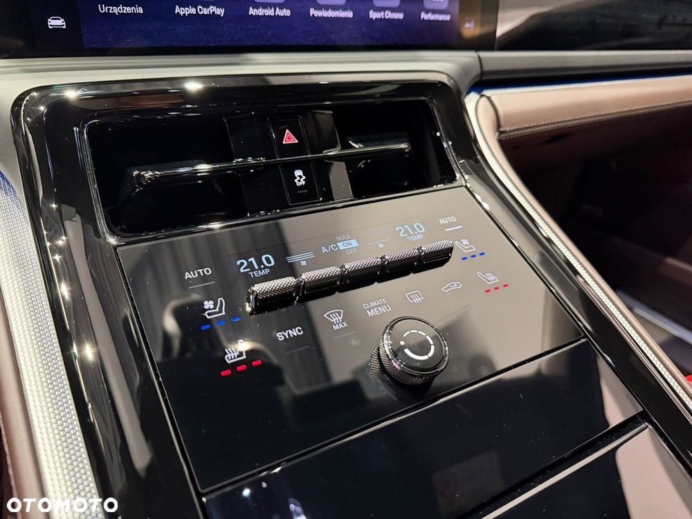 Porsche Panamera - 18