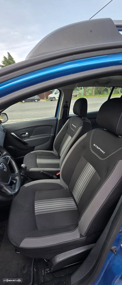 Dacia Sandero 1.5 dCi Stepway - 9