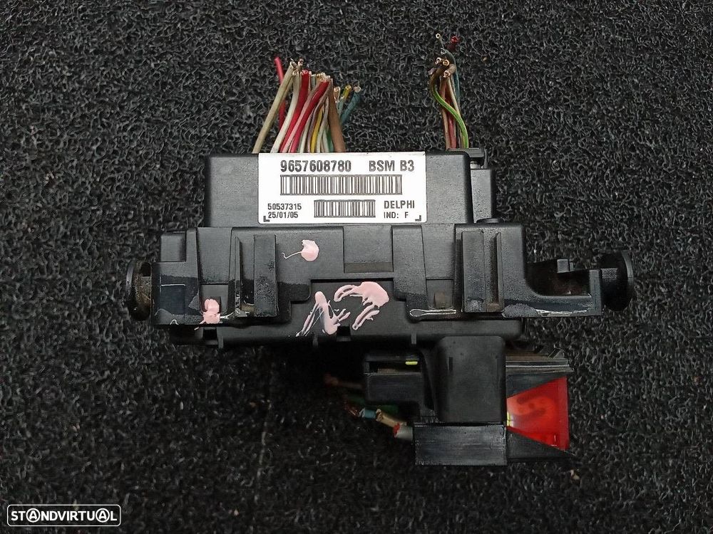 CAIXA RELÉS / FUSÍVEIS PEUGEOT 307 BREAK 2005 - 2