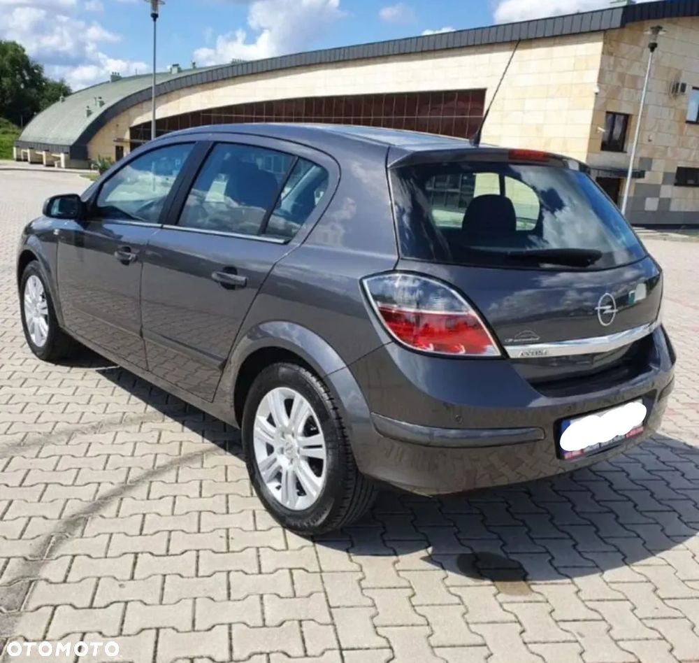 Opel Astra 1.6 Cosmo - 3