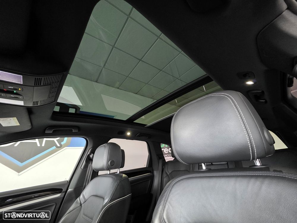 VW Touareg 3.0 TDI V6 Elegance Plus - 7