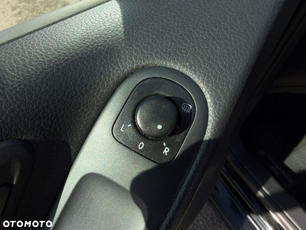 Volkswagen Golf - 14