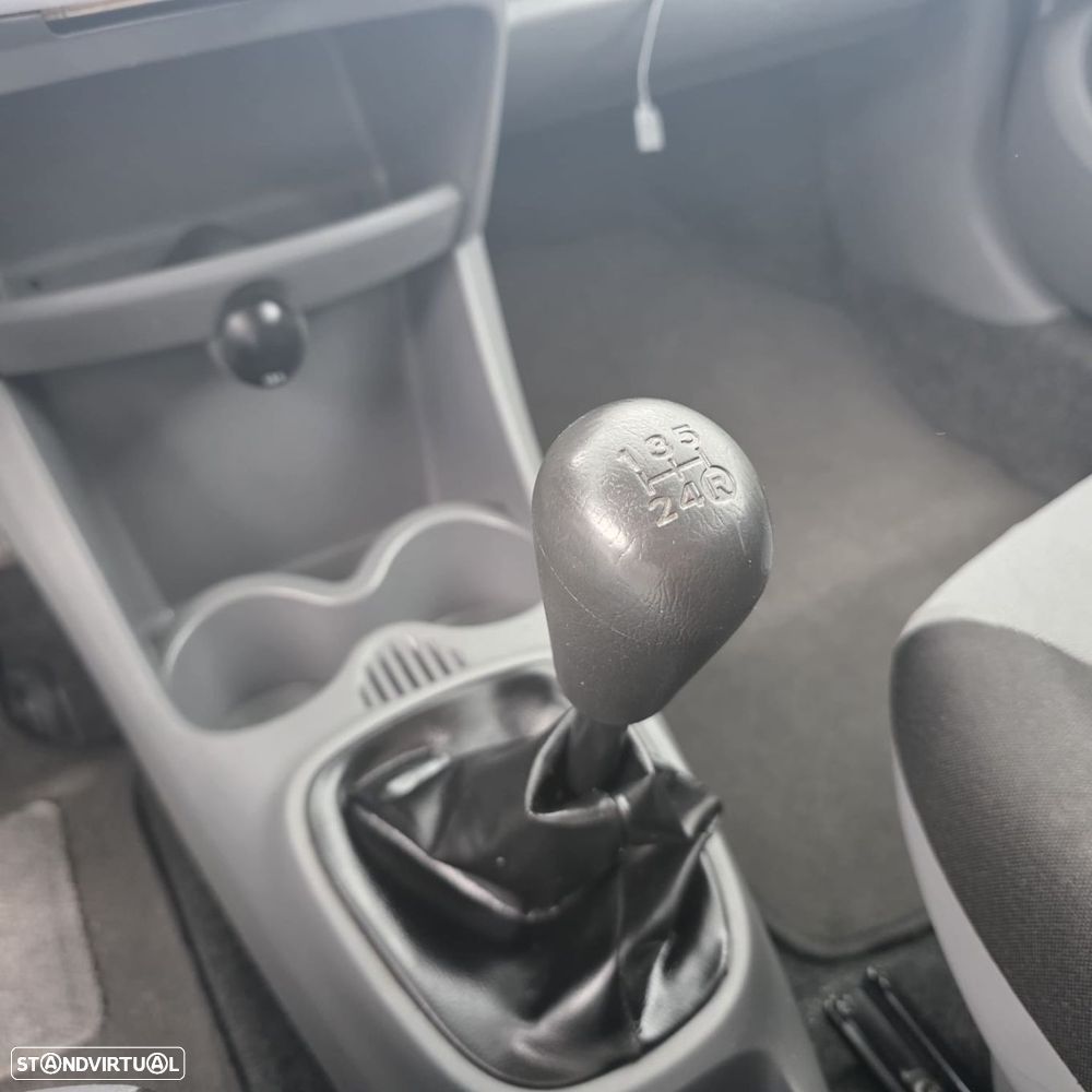 Peugeot 107 1.0 Urban - 22