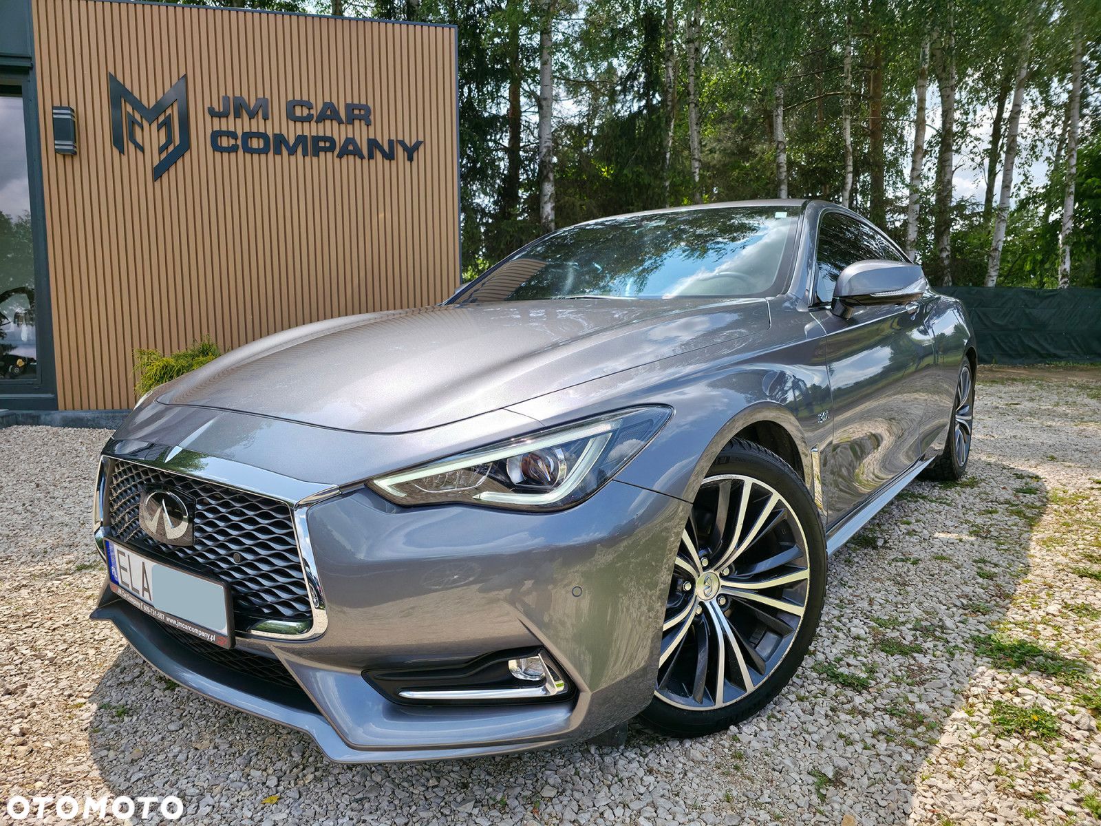 Infiniti Q60 - 1