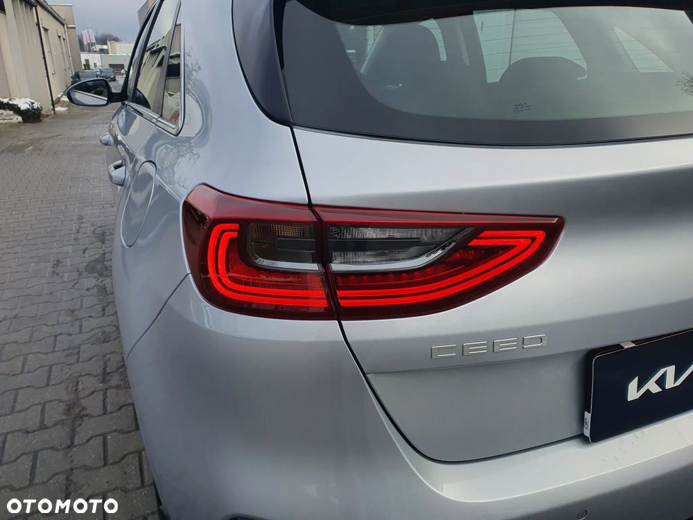 Kia Ceed 1.5 T-GDI M DCT - 22