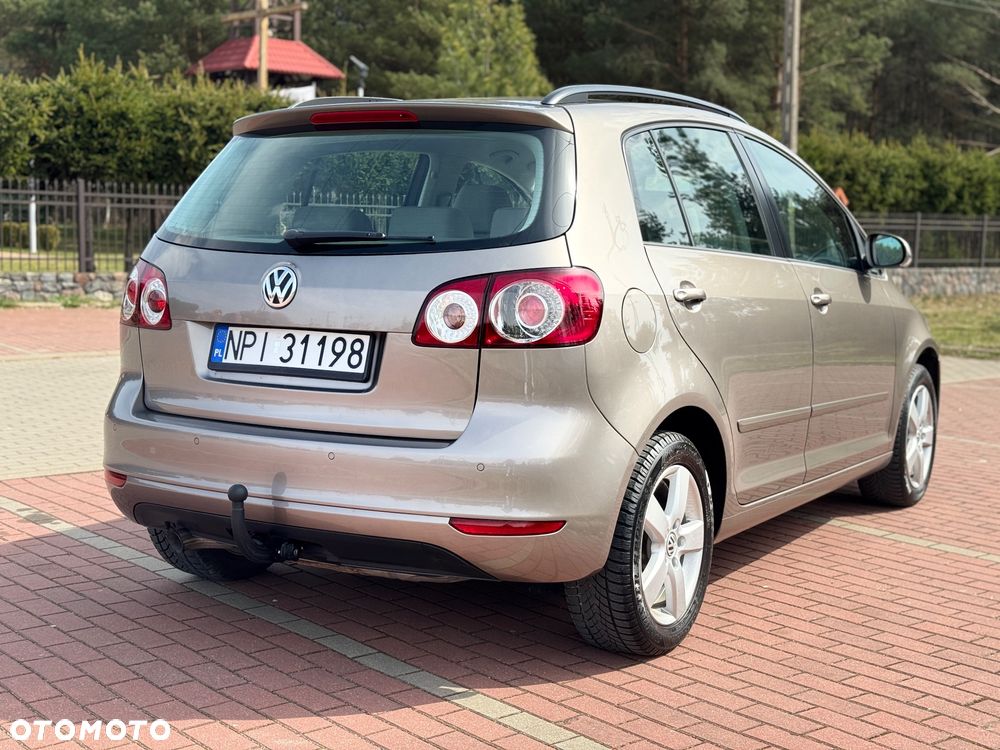 Volkswagen Golf Plus - 10