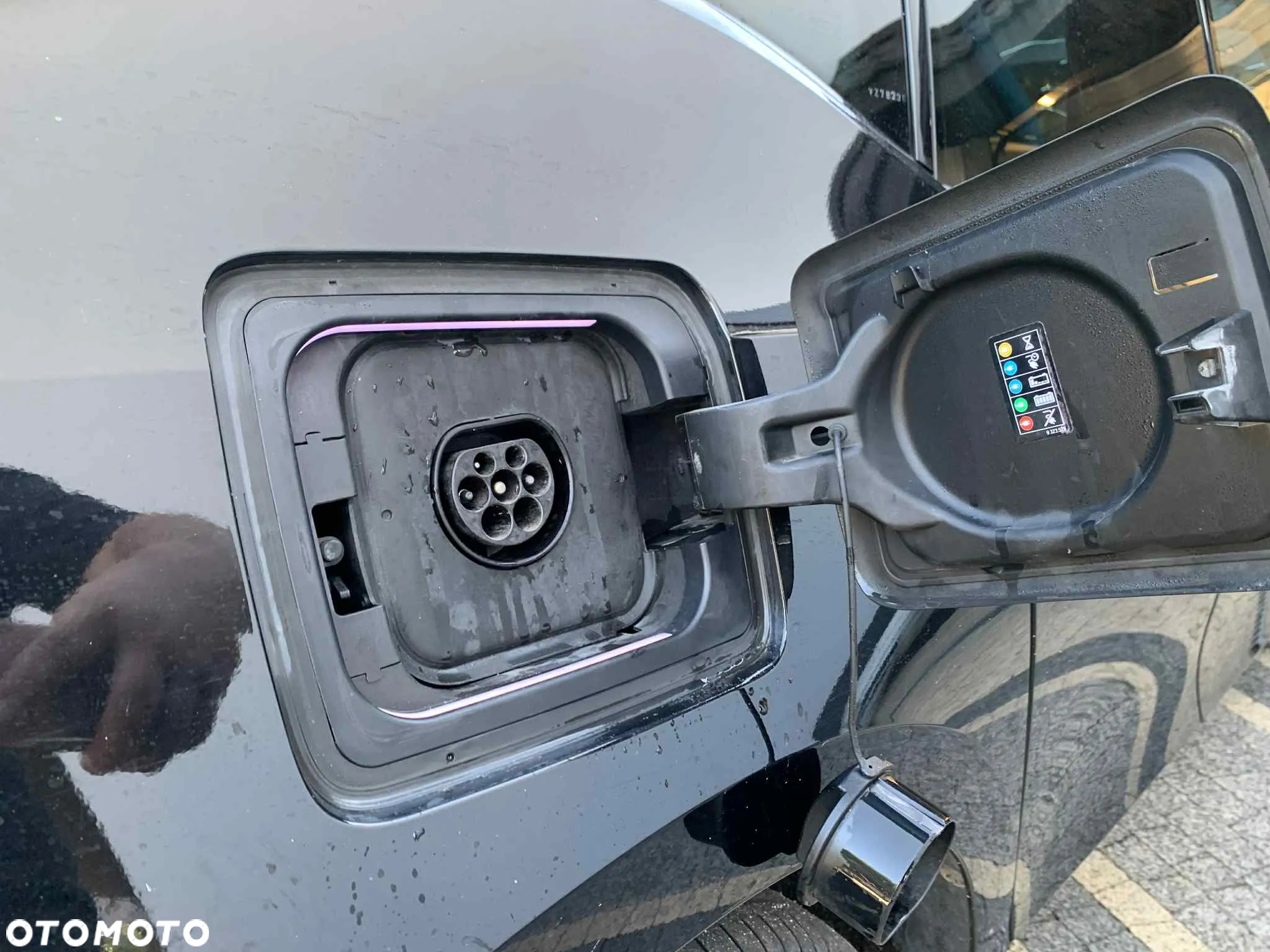 BMW i3 (Range Extender) - 24