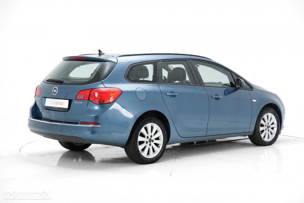 Opel Astra Sports Tourer - 3