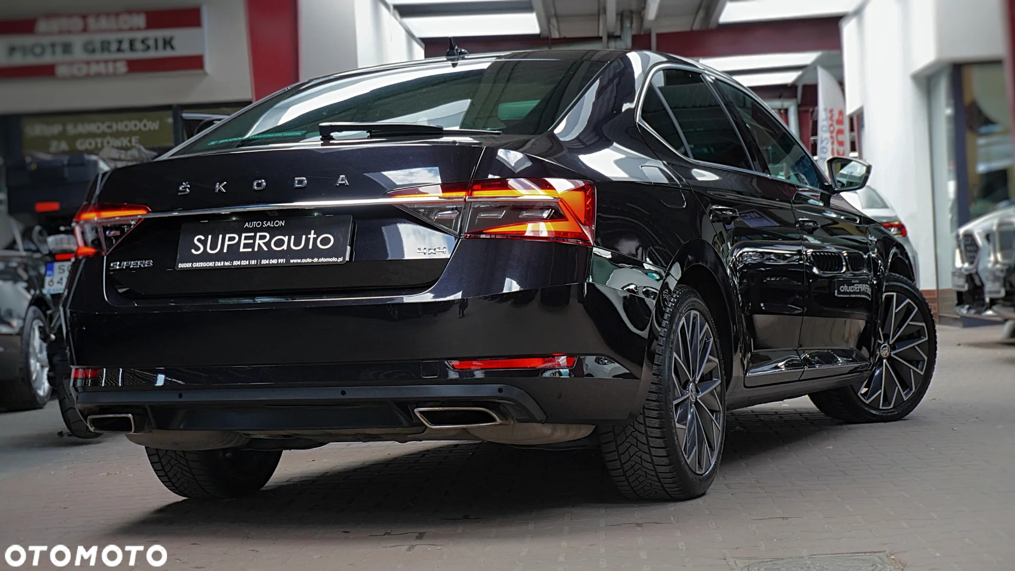 Skoda Superb 2.0 TSI 4x4 L&K DSG - 11