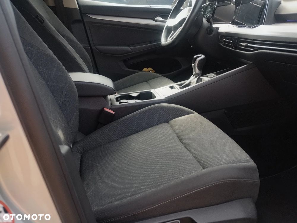 Volkswagen Golf 1.5 TSI EVO Style - 26