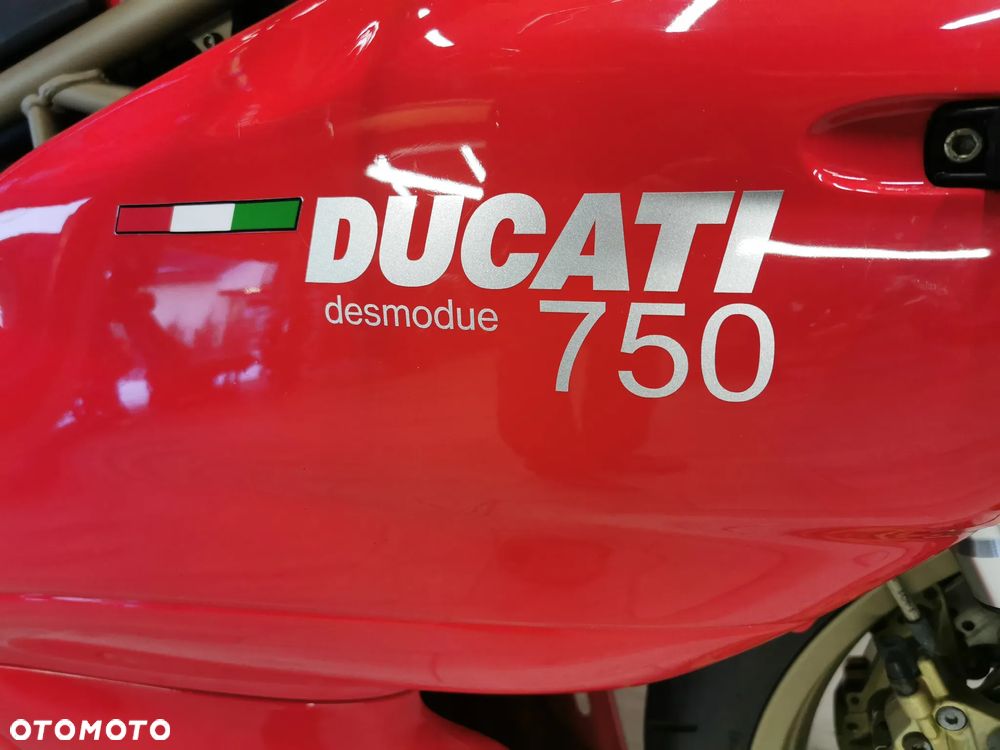 Ducati SuperSport - 12